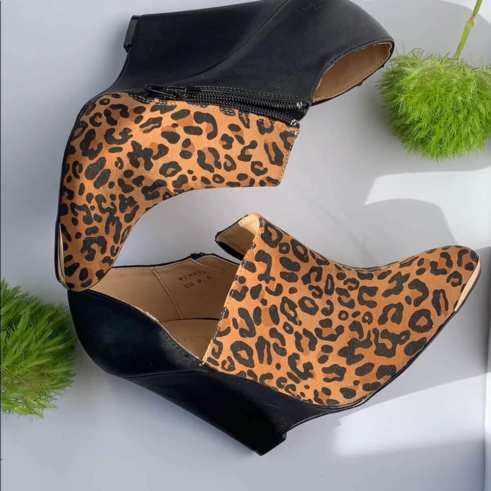 *FALL FAVORITE* Pointed Toe Booties